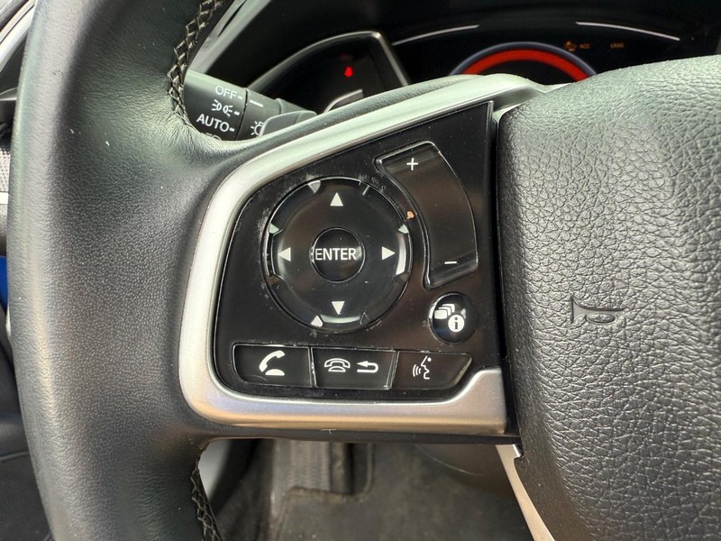 Honda Civic Sedan Vehicle Image 13