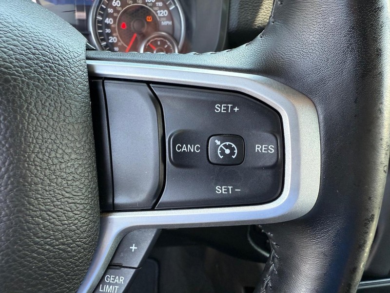 Ram 1500 Vehicle Image 14