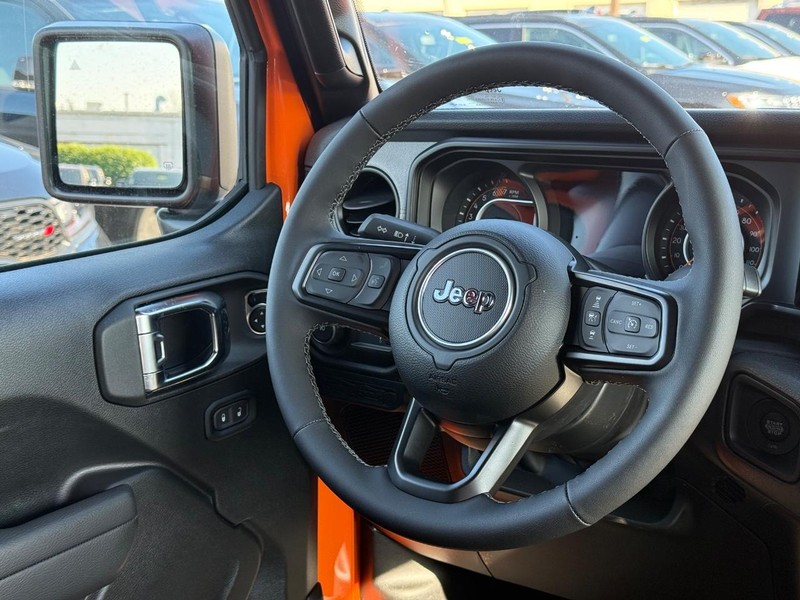 Jeep Wrangler Vehicle Image 06