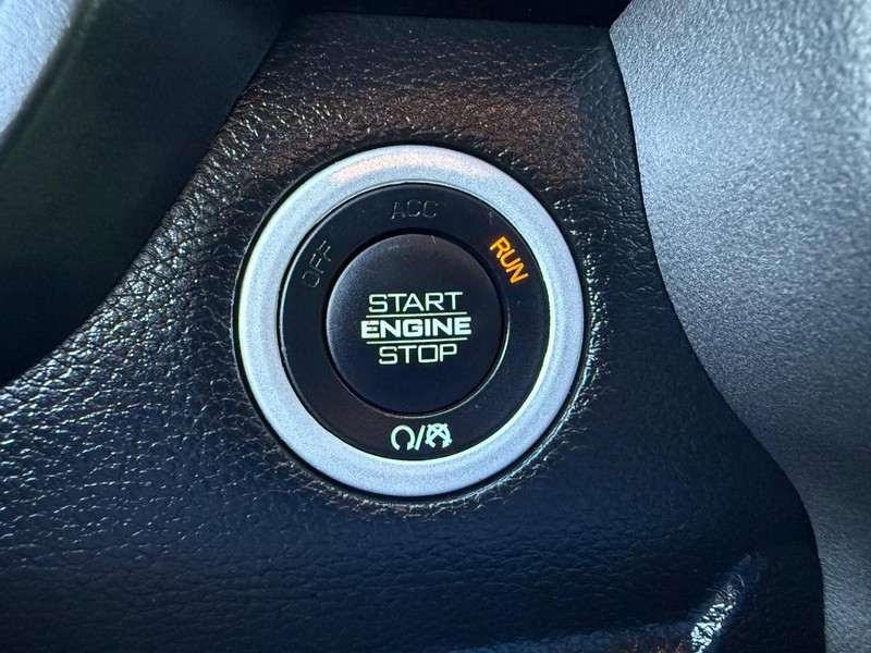 Ram 1500 Vehicle Image 15