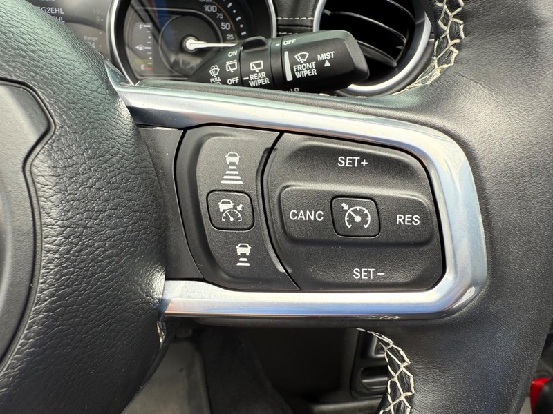 Jeep Wrangler 4xe Vehicle Image 15