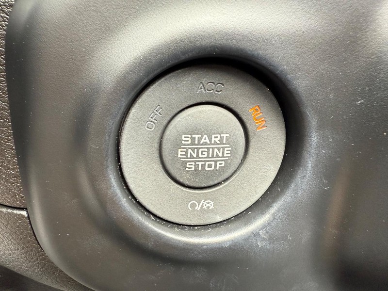 Jeep Wrangler 4xe Vehicle Image 16
