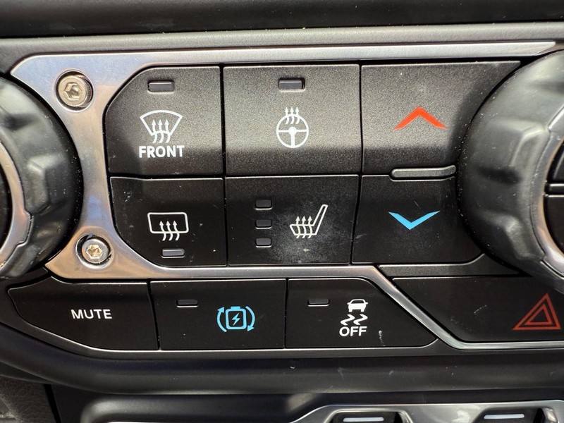 Jeep Wrangler 4xe Vehicle Image 17