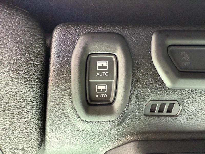 Jeep Wrangler 4xe Vehicle Image 23