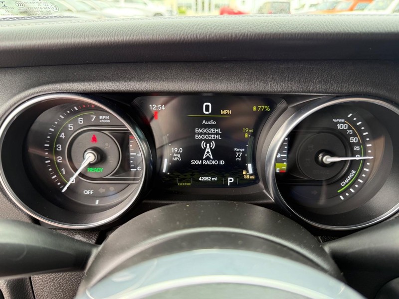 Jeep Wrangler 4xe Vehicle Image 24