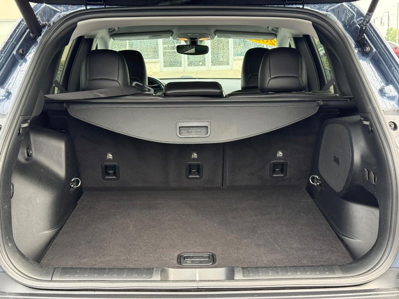 Jeep Cherokee Vehicle Image 06