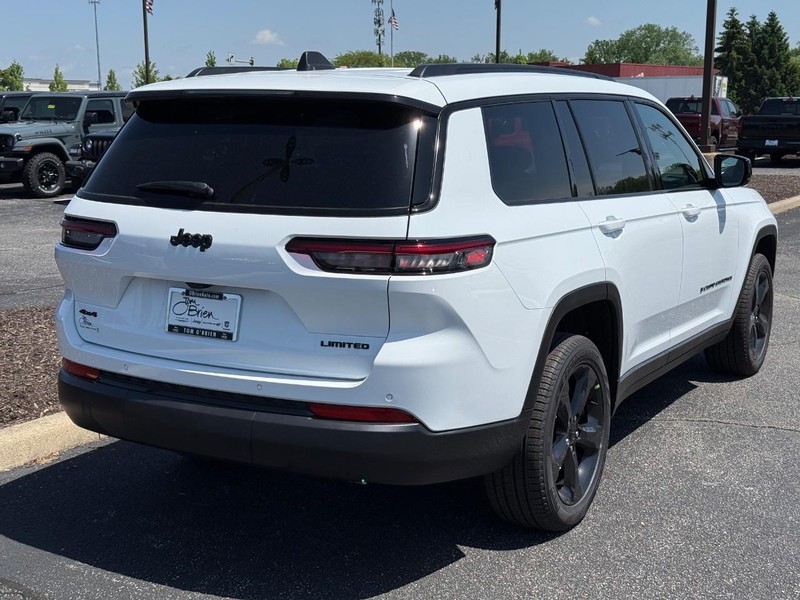 Jeep Grand Cherokee L Vehicle Image 03