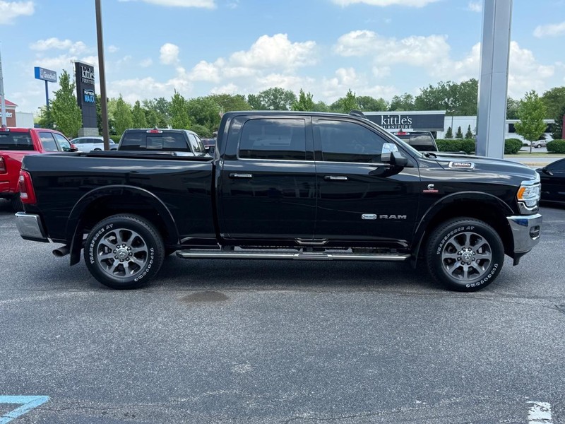 Ram 3500 Vehicle Image 02