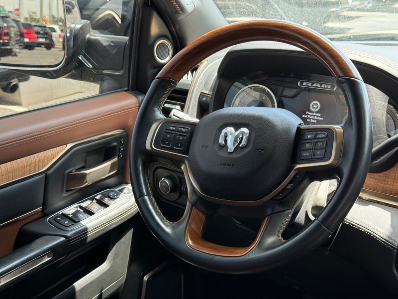 Ram 3500 Vehicle Image 12