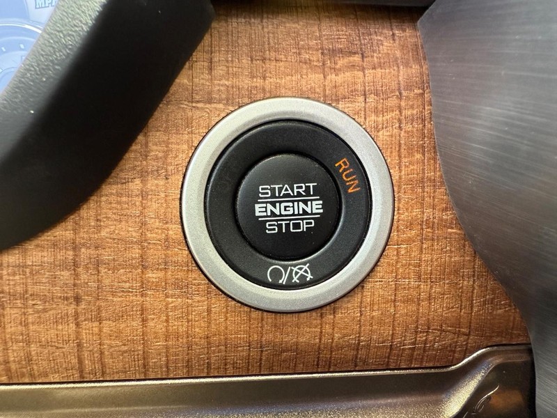 Ram 3500 Vehicle Image 15