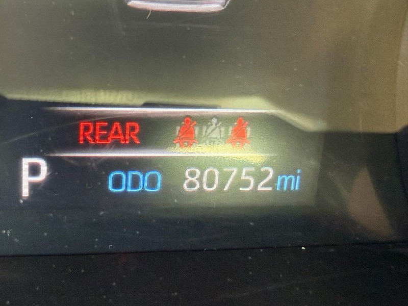Toyota RAV4 Vehicle Image 25
