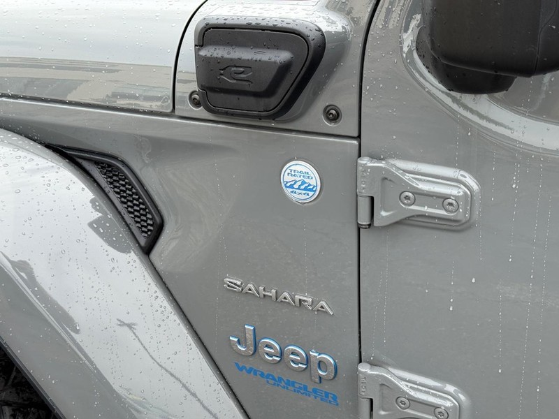 Jeep Wrangler 4xe Vehicle Image 07