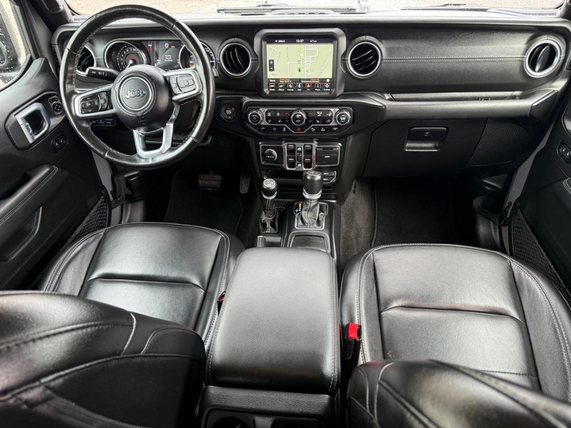 Jeep Wrangler 4xe Vehicle Image 12