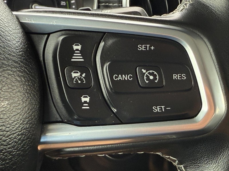 Jeep Wrangler 4xe Vehicle Image 15
