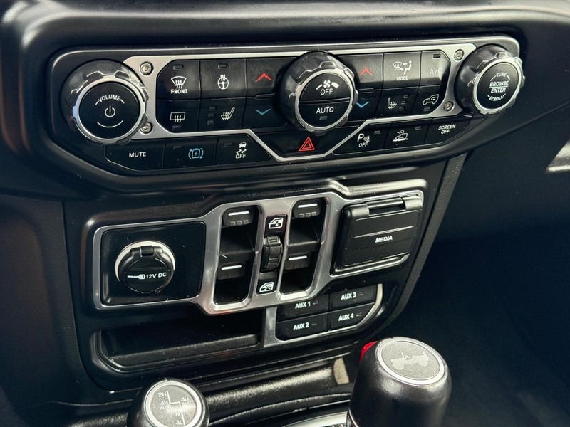 Jeep Wrangler 4xe Vehicle Image 19