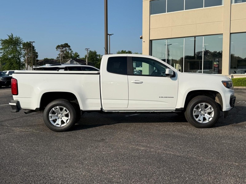 Chevrolet Colorado Vehicle Image 02