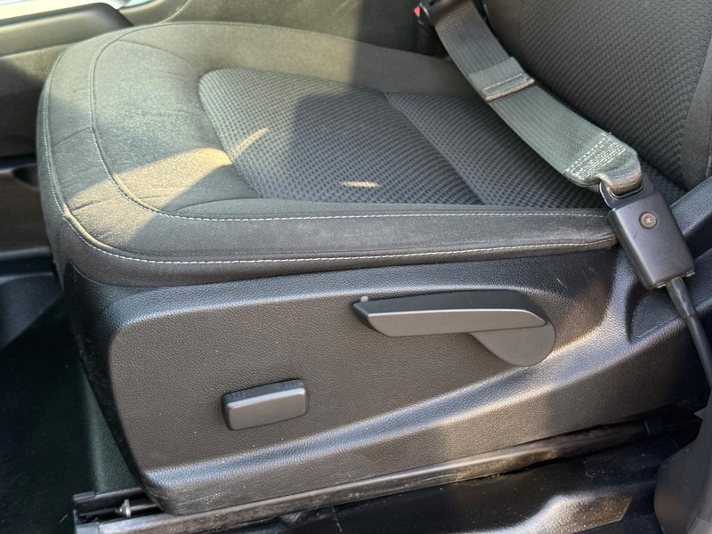 Chevrolet Colorado Vehicle Image 23