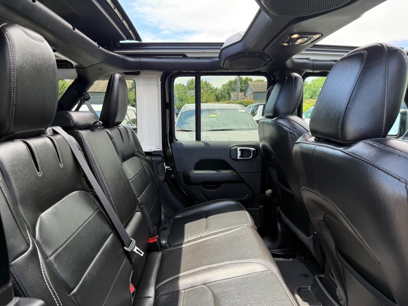 Jeep Wrangler 4xe Vehicle Image 10