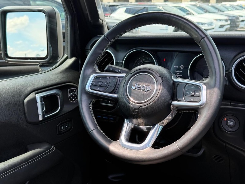 Jeep Wrangler 4xe Vehicle Image 13
