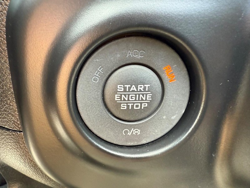 Jeep Wrangler 4xe Vehicle Image 16