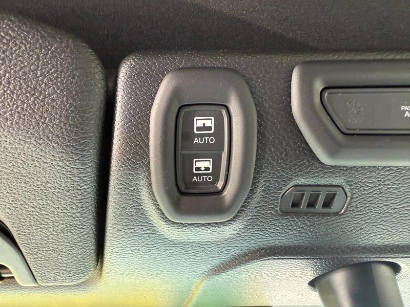 Jeep Wrangler 4xe Vehicle Image 23