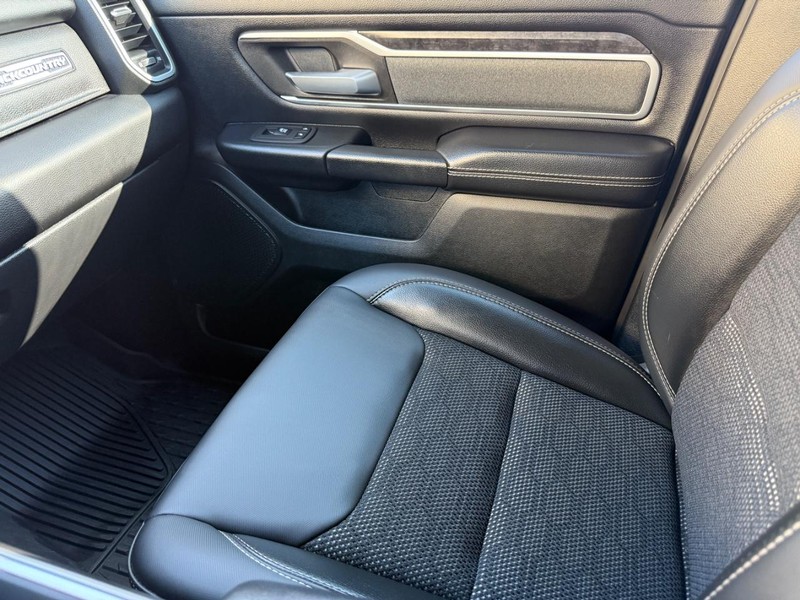 Ram 1500 Vehicle Image 22