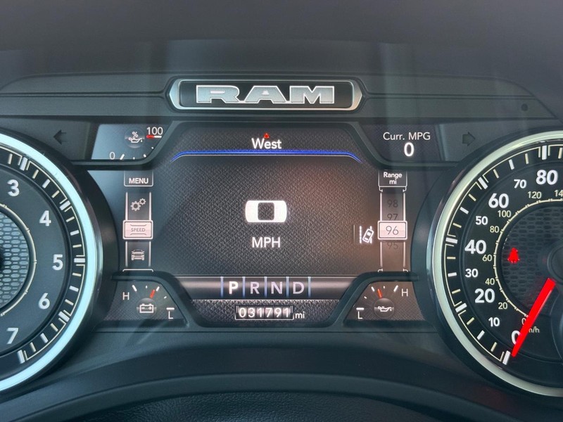 Ram 1500 Vehicle Image 23
