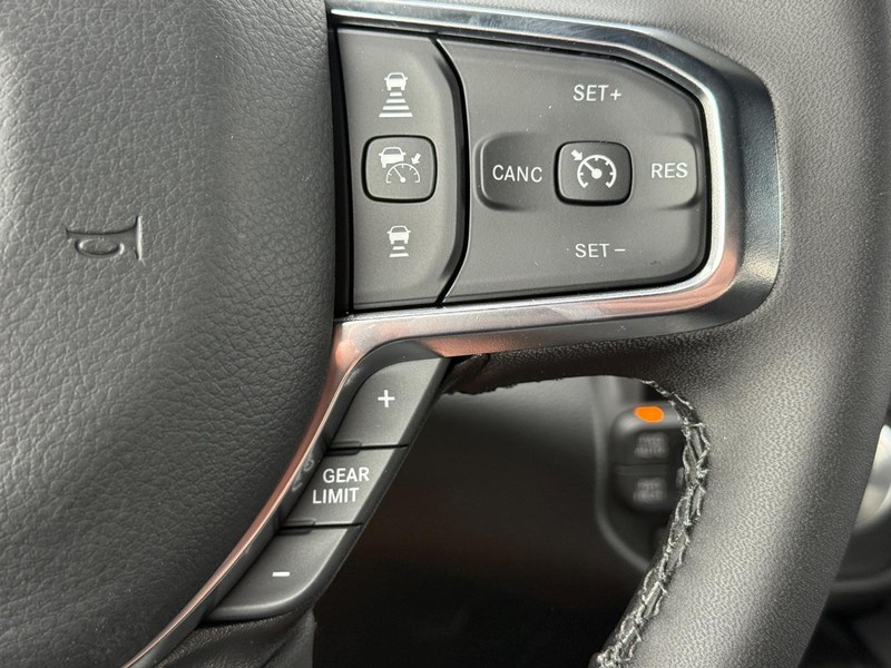 Ram 1500 Vehicle Image 10