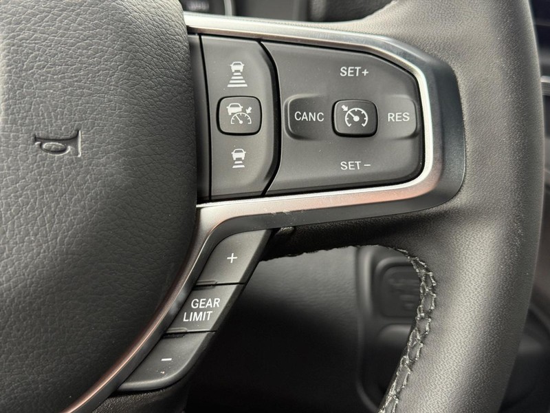 Ram 2500 Vehicle Image 09