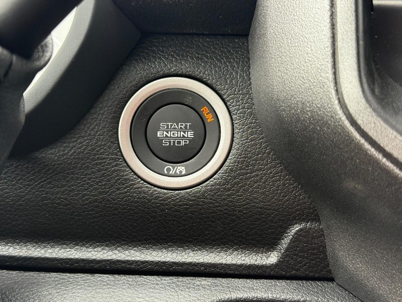 Ram 2500 Vehicle Image 10