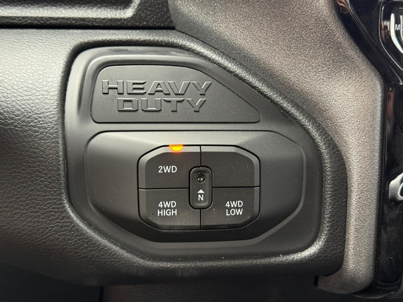 Ram 2500 Vehicle Image 11