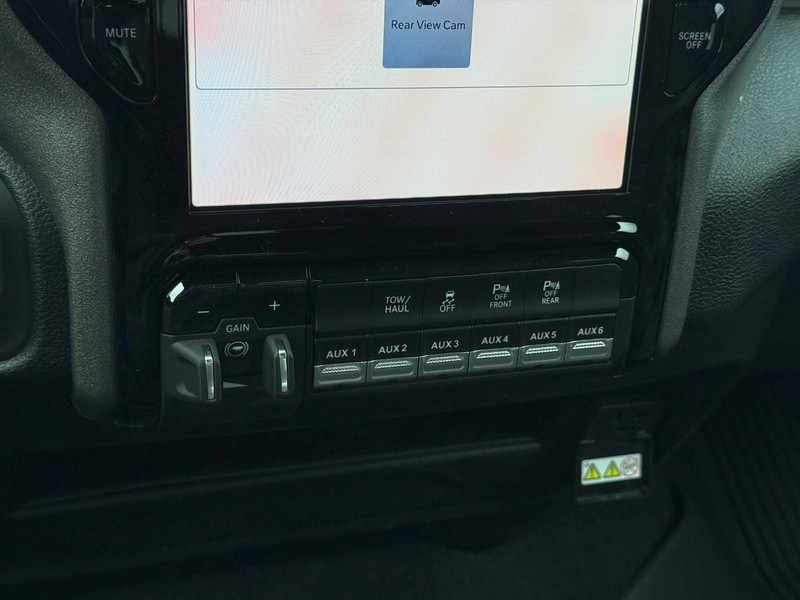Ram 2500 Vehicle Image 14