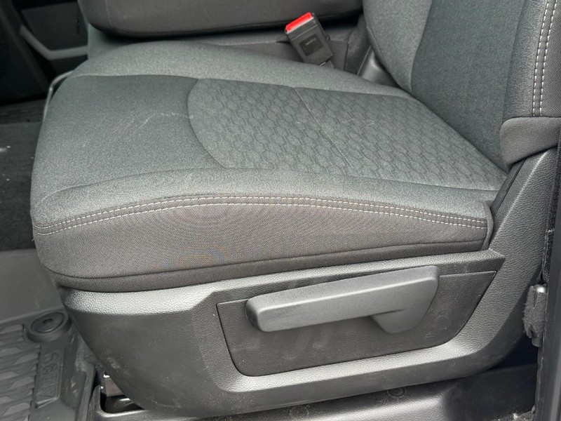 Ram 2500 Vehicle Image 17