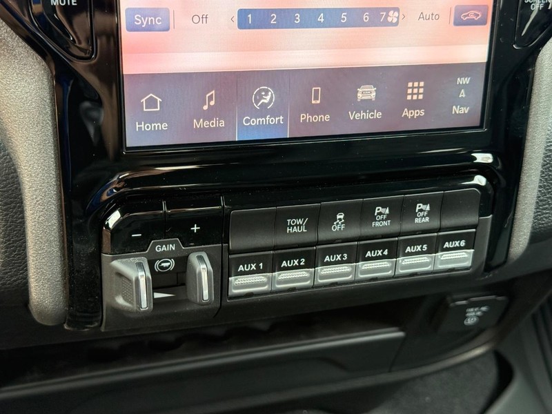 Ram 2500 Vehicle Image 16