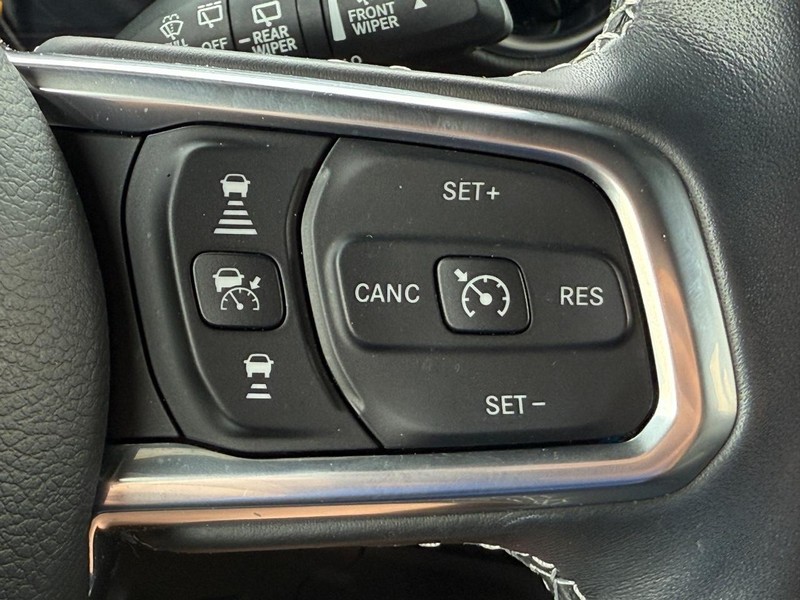 Jeep Wrangler 4xe Vehicle Image 18