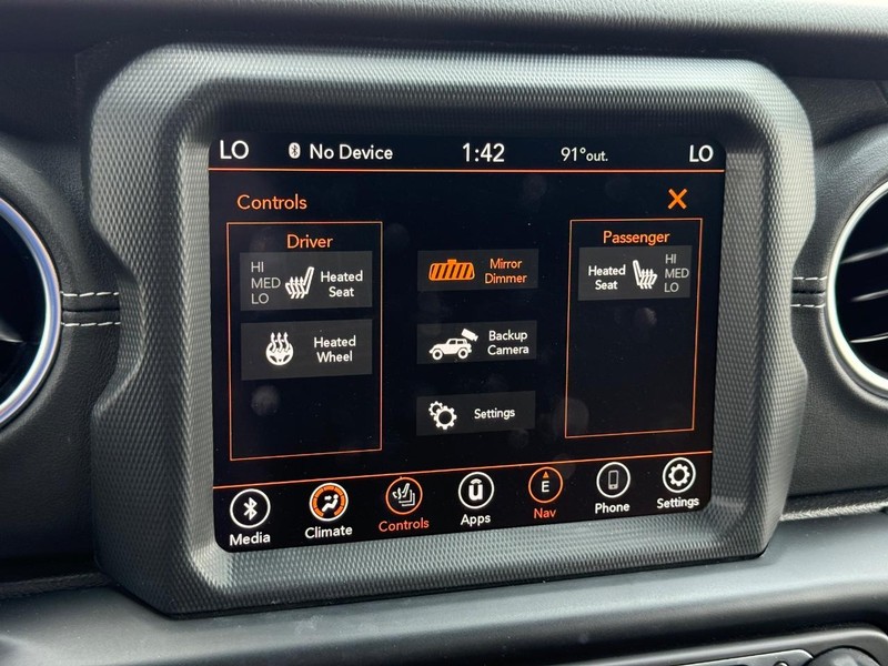 Jeep Wrangler 4xe Vehicle Image 21