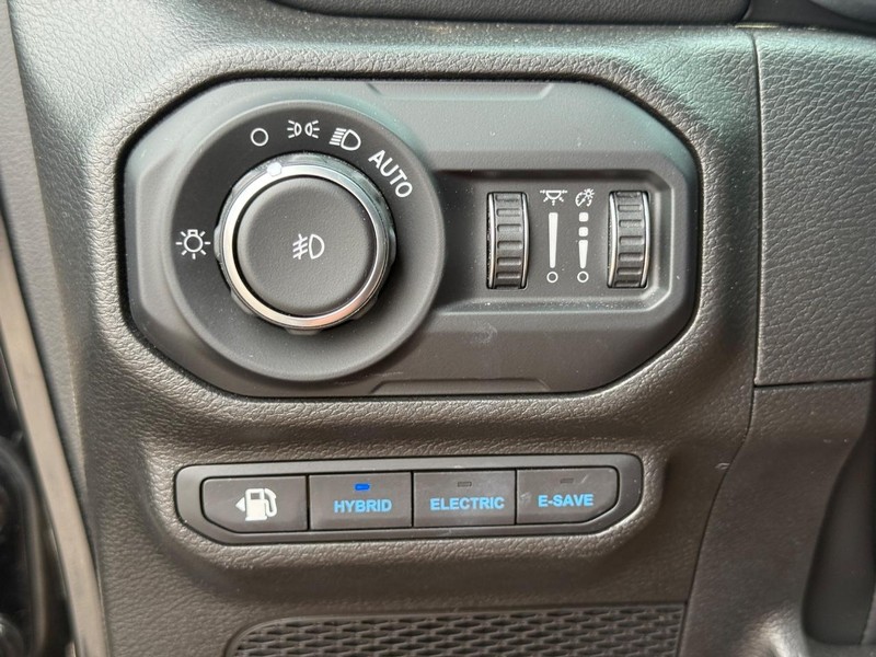 Jeep Wrangler 4xe Vehicle Image 27