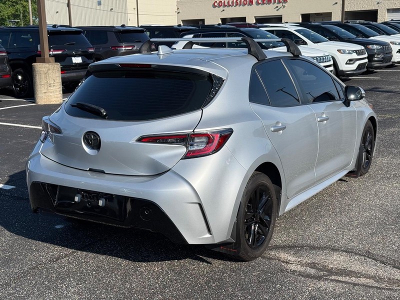 Toyota Corolla Hatchback Vehicle Image 03