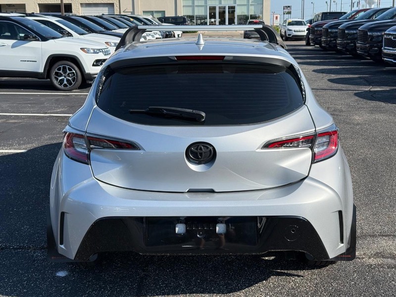 Toyota Corolla Hatchback Vehicle Image 04