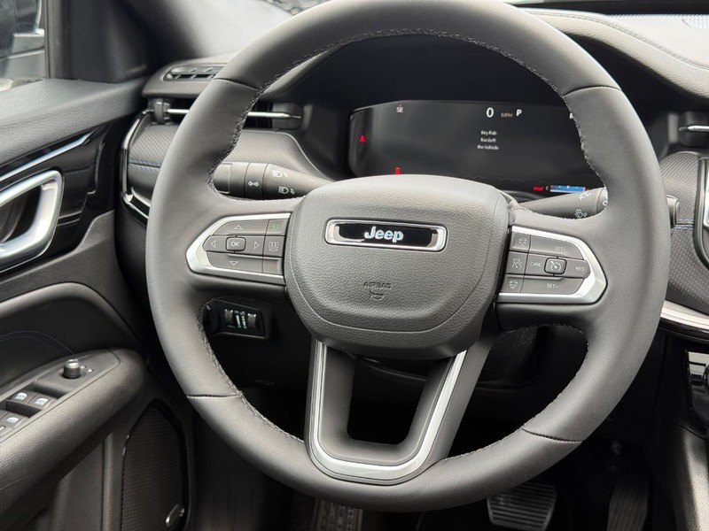 Jeep Compass Vehicle Image 08