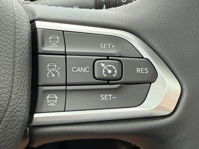 Jeep Compass Vehicle Image 10