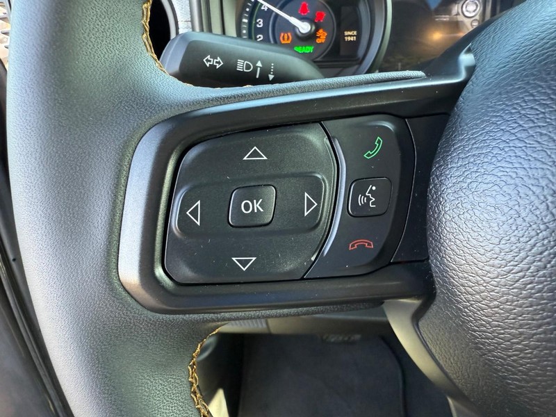 Jeep Wrangler 4xe Vehicle Image 13