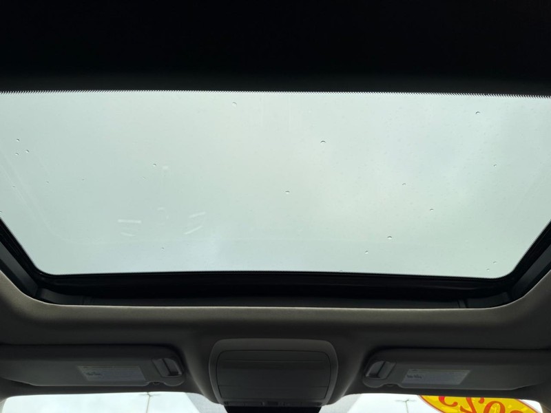 Mazda CX-50 Vehicle Image 12