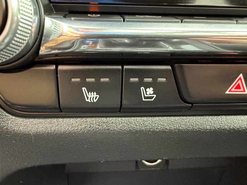 Mazda CX-50 Vehicle Image 18