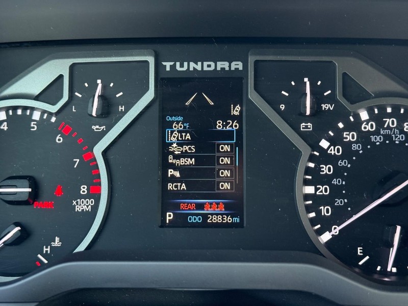 Toyota Tundra 4WD Vehicle Image 22