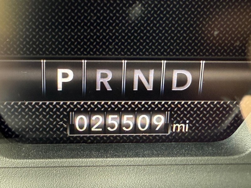 Ram 1500 Vehicle Image 23