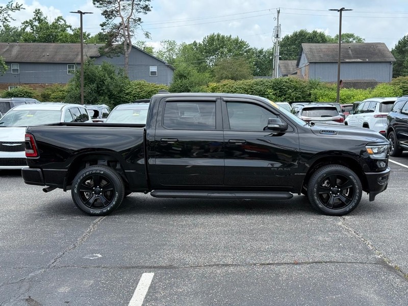 Ram 1500 Vehicle Image 02