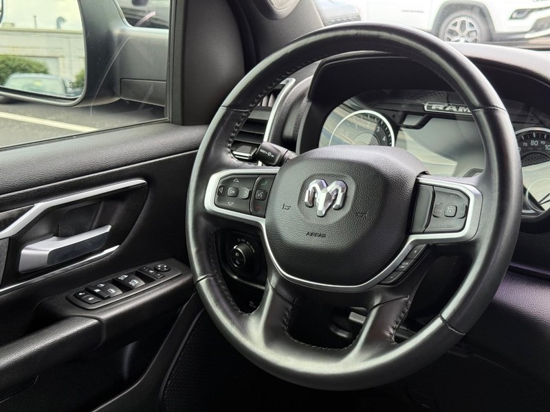 Ram 1500 Vehicle Image 12