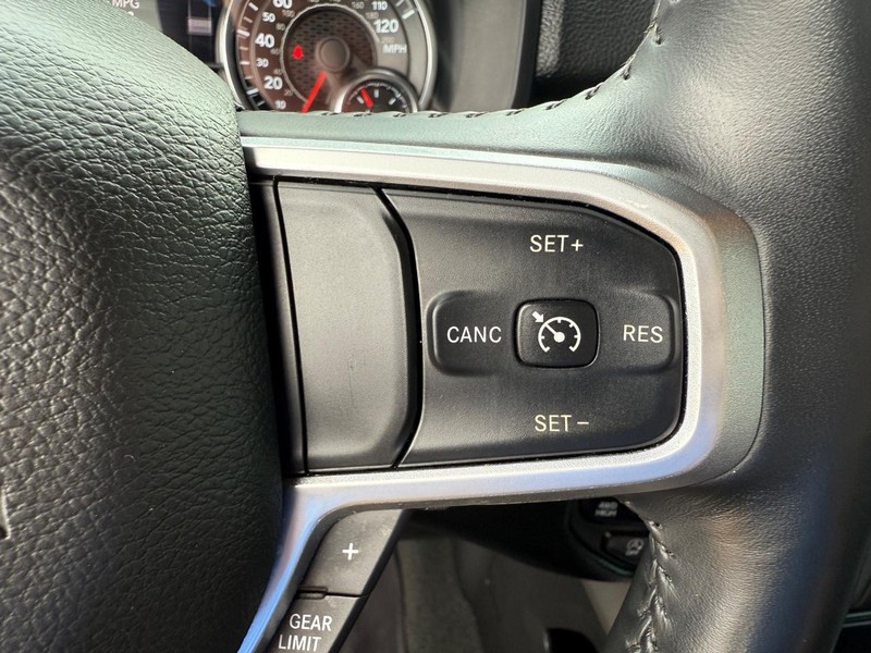 Ram 1500 Vehicle Image 14