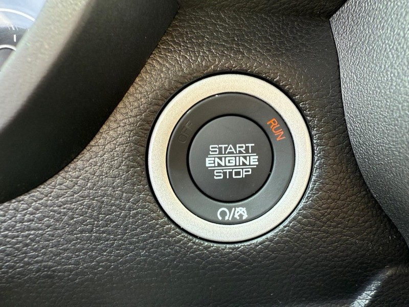 Ram 1500 Vehicle Image 09